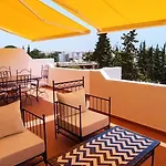 Apartamento Blue & Yellow Penthouse With Terrace At Balaia Mar