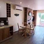 Blue & Yellow Penthouse With Terrace At Balaia Mar * Albufeira