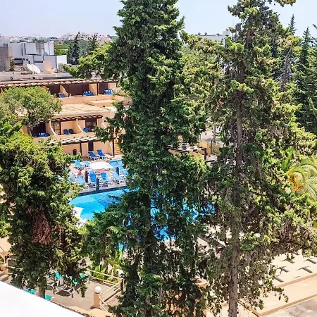 Apartment Blue & Yellow Penthouse With Terrace At Balaia Mar *