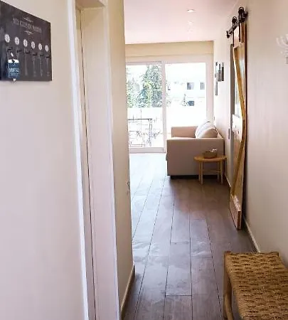 Blue & Yellow Penthouse With Terrace At Balaia Mar דירה *