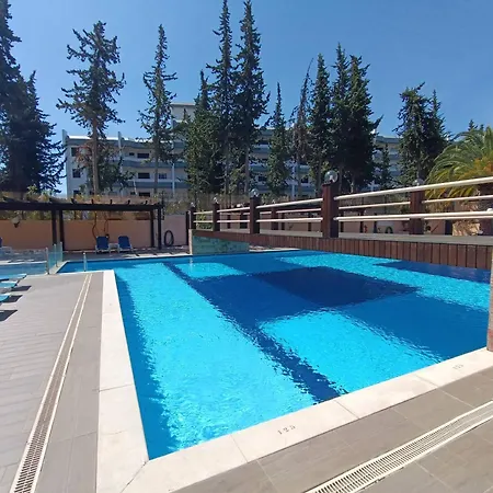 Blue & Yellow Penthouse With Terrace At Balaia Mar Apartament Albufeira