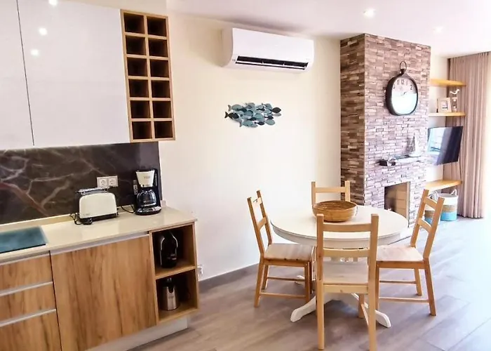 Blue & Yellow Penthouse With Terrace At Balaia Mar 阿尔布费拉