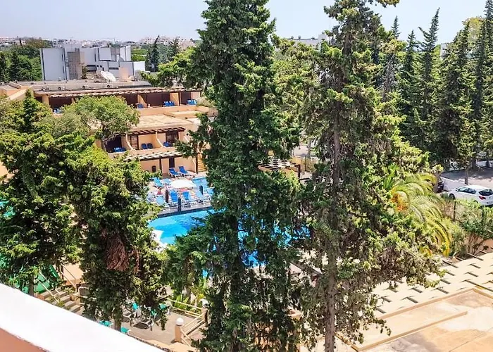 Blue & Yellow Penthouse With Terrace At Balaia Mar *