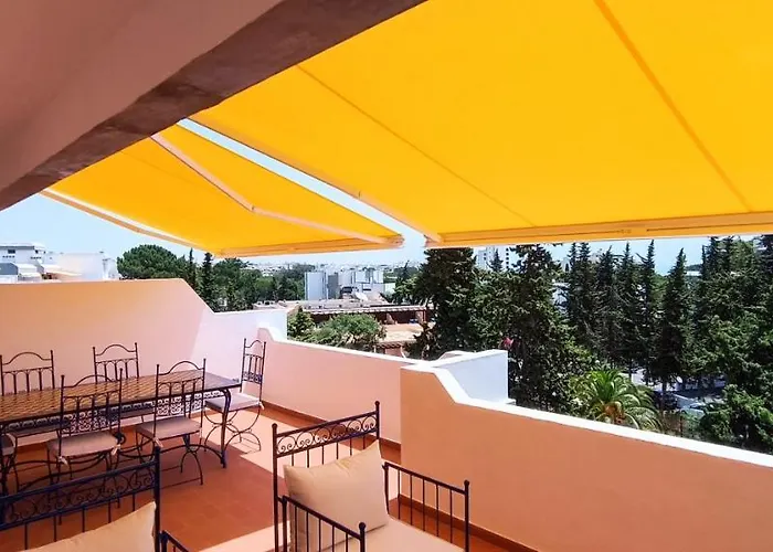 公寓 Blue & Yellow Penthouse With Terrace At Balaia Mar 阿尔布费拉